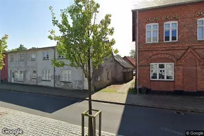 Boligudlejningsejendomme til salg i Ølgod - Foto fra Google Street View