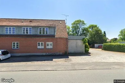 Boligudlejningsejendomme til salg i Solrød Strand - Foto fra Google Street View