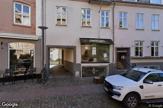 Boligudlejningsejendomme til salg i Randers C - Foto fra Google Street View