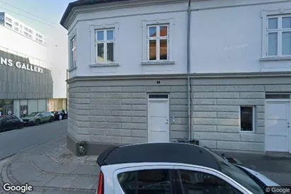 Boligudlejningsejendomme til salg i Århus C - Foto fra Google Street View