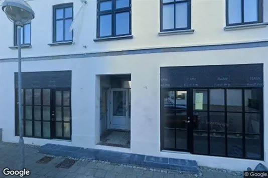 Boligudlejningsejendomme til salg i Vrå - Foto fra Google Street View