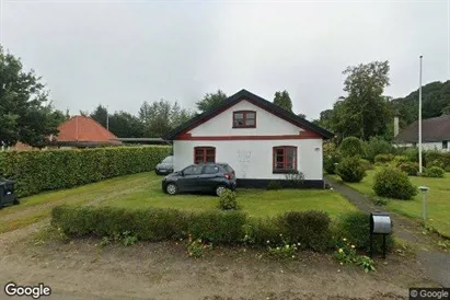Boligudlejningsejendomme til salg i Bække - Foto fra Google Street View