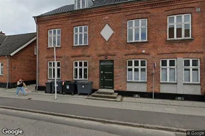 Boligudlejningsejendomme til salg i Stenlille - Foto fra Google Street View