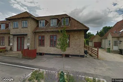 Boligudlejningsejendomme til salg i Mern - Foto fra Google Street View