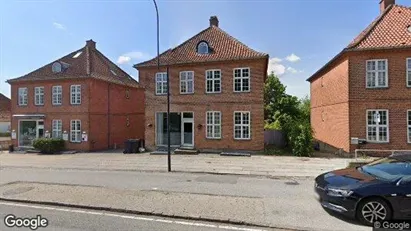 Erhvervslejemål til salg i Holte - Foto fra Google Street View