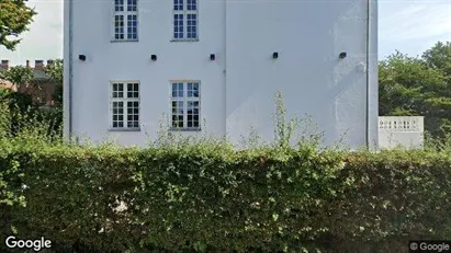 Boligudlejningsejendomme til salg i Valby - Foto fra Google Street View