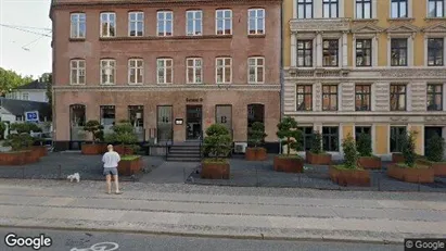 Boligudlejningsejendomme til salg i Frederiksberg C - Foto fra Google Street View