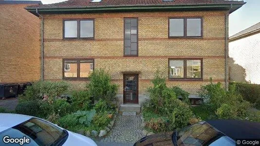 Boligudlejningsejendomme til salg i Helsingør - Foto fra Google Street View