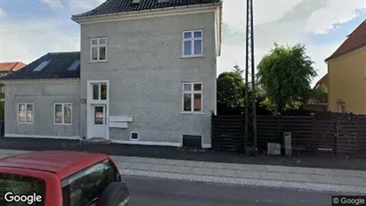 Boligudlejningsejendomme til salg i København S - Foto fra Google Street View