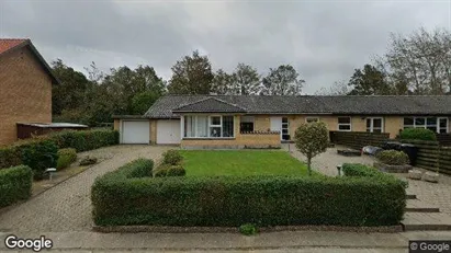 Boligudlejningsejendomme til salg i Brønderslev - Foto fra Google Street View