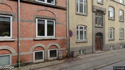 Boligudlejningsejendomme til salg i Aalborg Centrum - Foto fra Google Street View