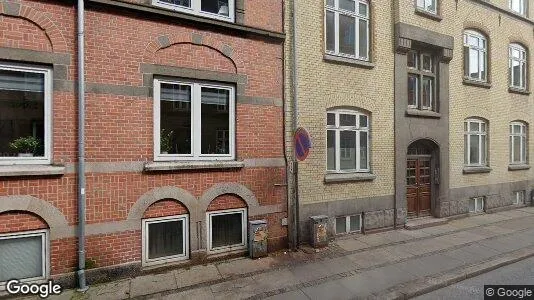 Boligudlejningsejendomme til salg i Aalborg Centrum - Foto fra Google Street View