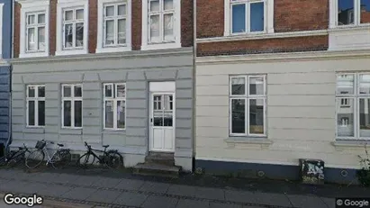Boligudlejningsejendomme til salg i Århus C - Foto fra Google Street View