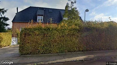 Boligudlejningsejendomme til salg i Værløse - Foto fra Google Street View