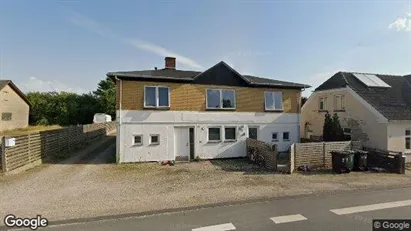 Boligudlejningsejendomme til salg i Broby - Foto fra Google Street View