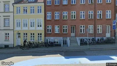 Boligudlejningsejendomme til salg i Århus C - Foto fra Google Street View