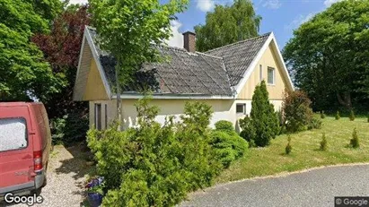 Boligudlejningsejendomme til salg i Tørring - Foto fra Google Street View