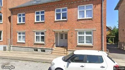 Boligudlejningsejendomme til salg i Trustrup - Foto fra Google Street View