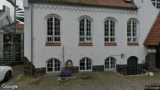 Erhvervslejemål til salg i Rønne - Foto fra Google Street View