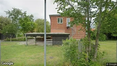 Boligudlejningsejendomme til salg i Bjæverskov - Foto fra Google Street View