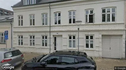 Boligudlejningsejendomme til salg i Aalborg Centrum - Foto fra Google Street View