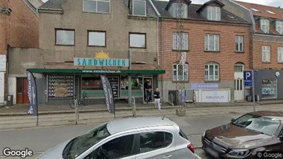 Boligudlejningsejendomme til salg i Viby J - Foto fra Google Street View