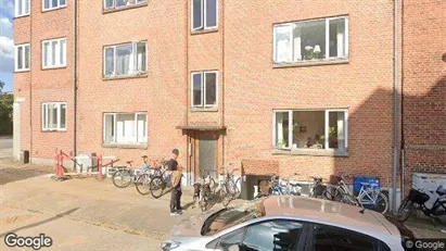 Boligudlejningsejendomme til salg i Århus N - Foto fra Google Street View