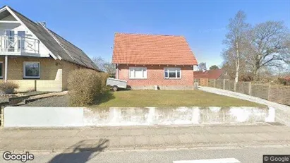 Boligudlejningsejendomme til salg i Asaa - Foto fra Google Street View