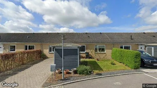 Boligudlejningsejendomme til salg i Haslev - Foto fra Google Street View
