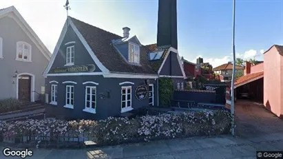 Boligudlejningsejendomme til salg i Kerteminde - Foto fra Google Street View Boligudlejningsejendomme til salg i Kerteminde - Foto fra Google Street View