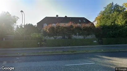 Erhvervslejemål til salg i Hellerup - Foto fra Google Street View