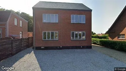 Boligudlejningsejendomme til salg i Mørke - Foto fra Google Street View