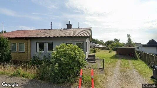Boligudlejningsejendomme til salg i Bække - Foto fra Google Street View