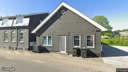 Erhvervslejemål til salg i Give - Foto fra Google Street View