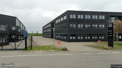 Erhvervslejemål til leje i Brøndby - Foto fra Google Street View