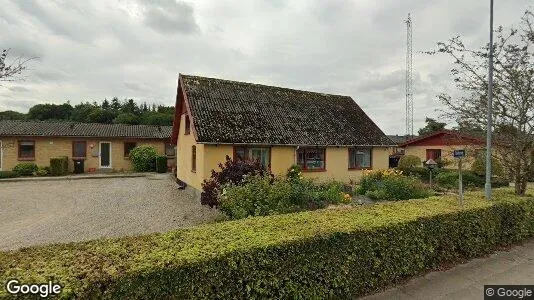 Boligudlejningsejendomme til salg i Vissenbjerg - Foto fra Google Street View