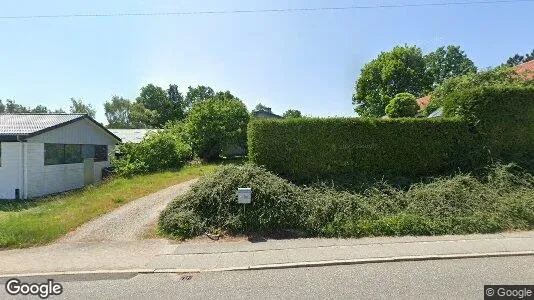 Erhvervslejemål til salg i Rønde - Foto fra Google Street View