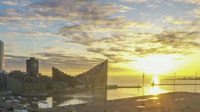 Kontorplads med panoramaudsigt til Aarhus Havn