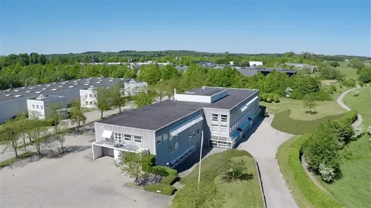 Lagerlokaler til leje i Værløse - billede 1