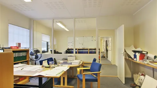 Lagerlokaler til leje i Tilst - billede 3