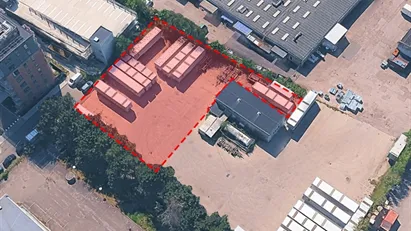 1.730 m² udendørs oplag / parkering tæt på motorvejen