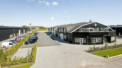 Stort pakkelager til webshop - Gratis parkering