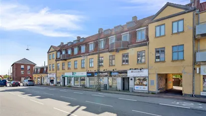Lyse og praktiske lager- og kontorkvadratmeter