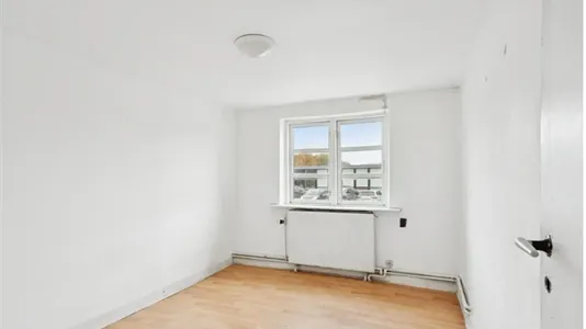 Boligudlejningsejendomme til salg i Aarup - billede 5
