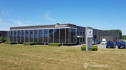 Flotte kontor - med mulighed for at leje lager til