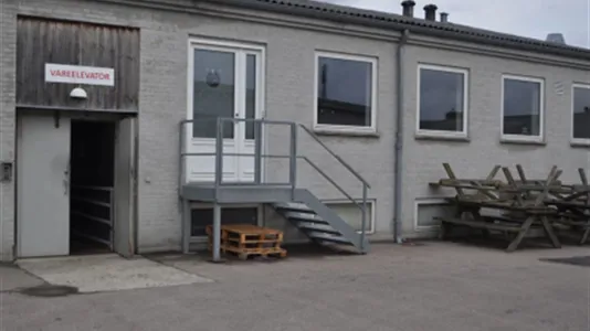 Værkstedslokaler til leje i Rødovre - billede 1
