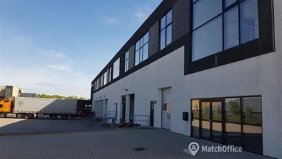 1.650 m2 lager samt 512 m2 kontor