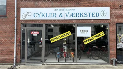 Bedste beliggenhed midt på Jægersborg Alle - overfor Jægersborg Midtpunkt
