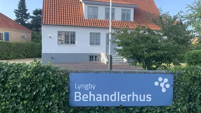 18 lækre m2 til krops- eller samtaleterapeut i smuk villa i Lyngby