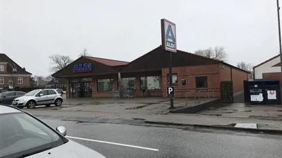 Tidligere Aldi butik midt i Toftlund sælges!